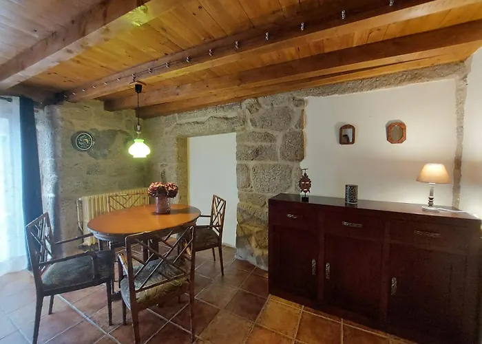 O Recuncho Da Isa - Ribeira Sacra بيت للعطل *